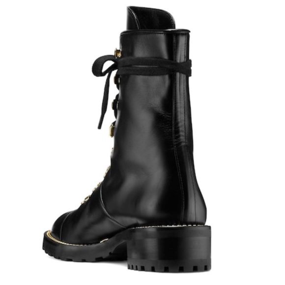 BNIB Stuart Weitzman Kolbie Chain Booties - Picture 4 of 9